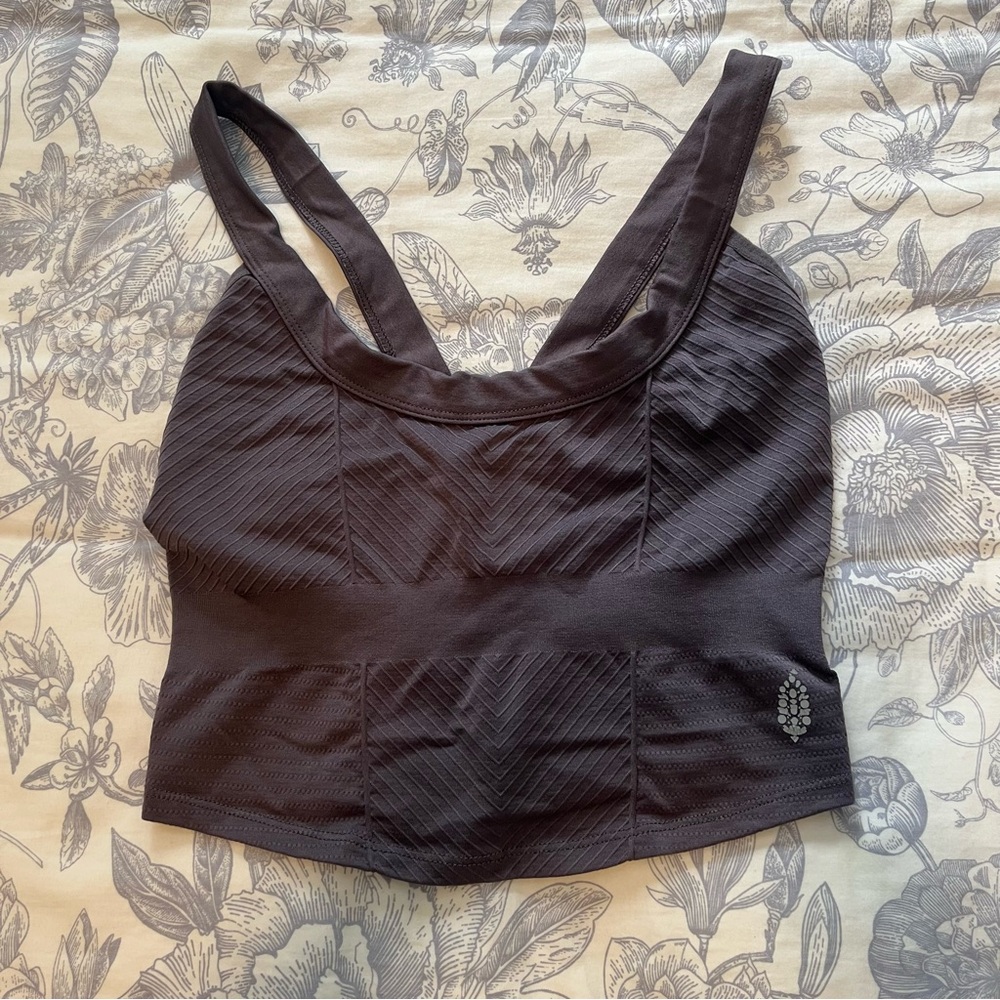 Free people women’s purple/mauve sports bra size: M/L